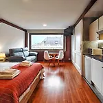 Centro Estudio Puerta Del Sol Apartment
